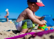 niño playa